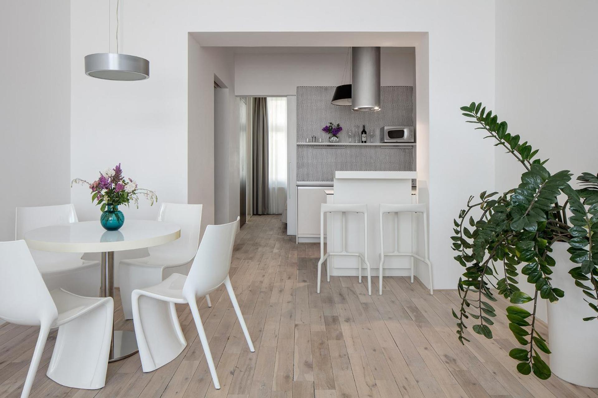Holeckova Apartments Prague Exterior photo